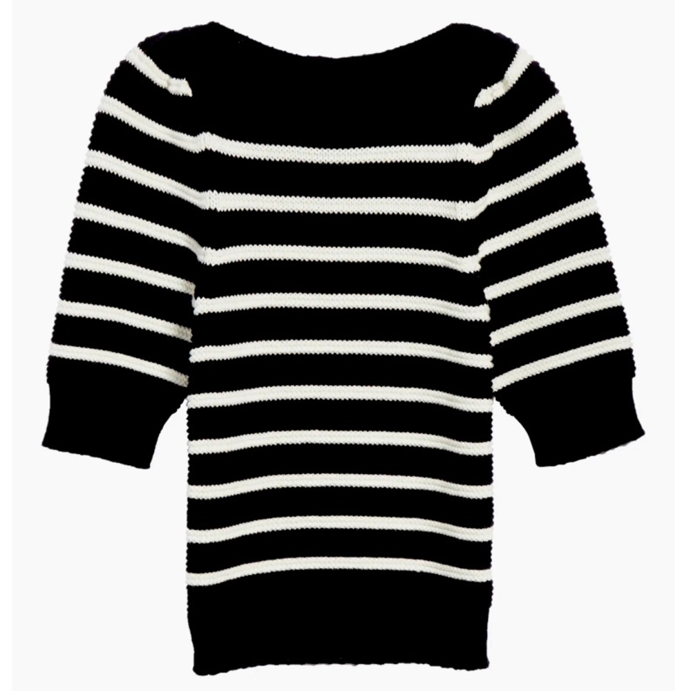 NWT La Vie puff sleeve sweater